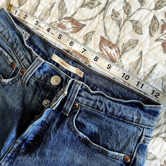 Levi's Wedgie Jeans Sz 25 - Picture 8 of 11